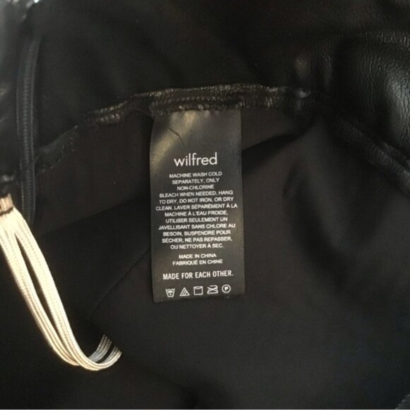 NWOT Aritzia Wilfred Gondola PantHigh-waisted, vegan leather culottes - Picture 5 of 6